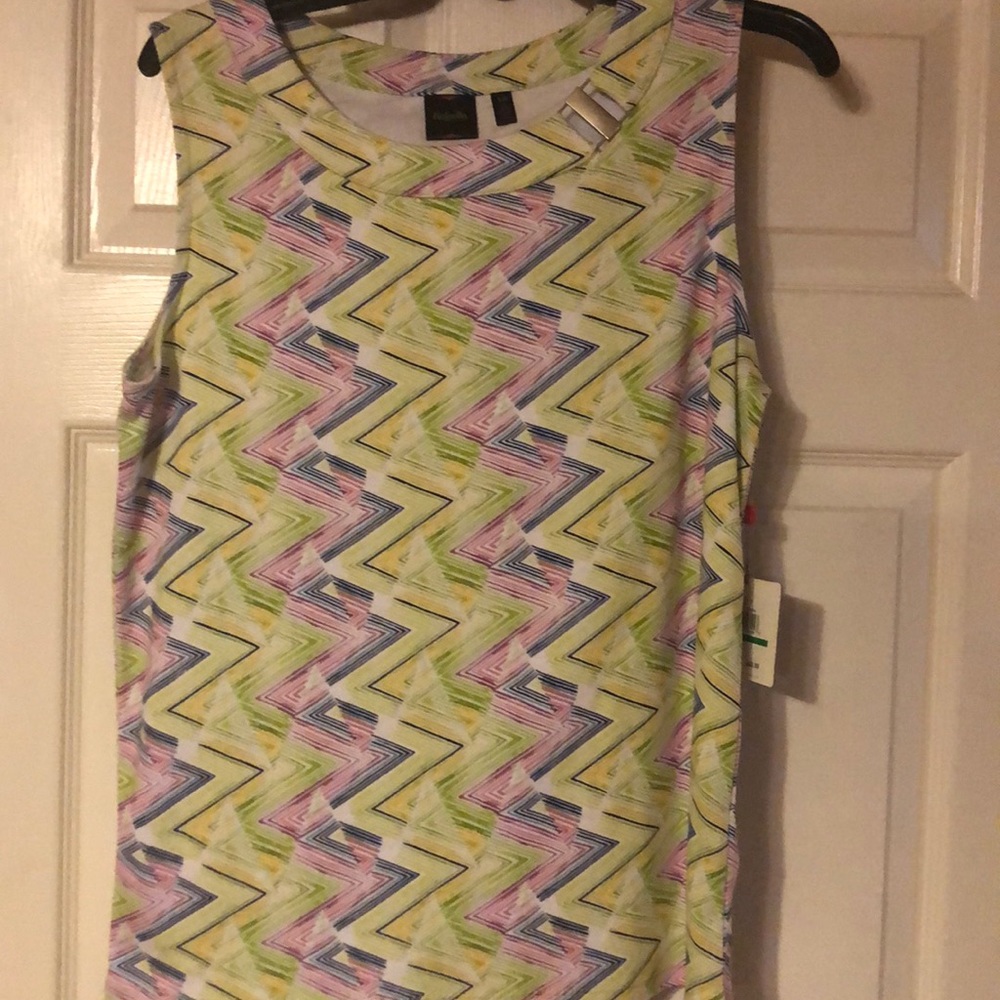 Ladies sleeveless top